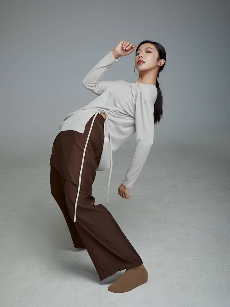 Gorgeous Solo Show Modern Dance Practice Dance Classical Dance Splitting Strip Loose Top Top Substitute Training New Dance Server