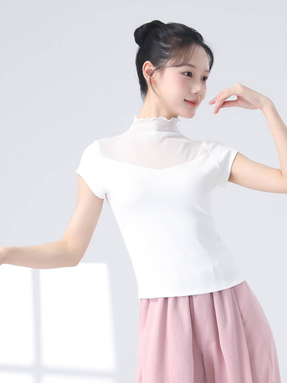 Modern Dance Dance Female 2024 Summer New Gargam Speaking T -shirt Classical Dance Performance Performance Top