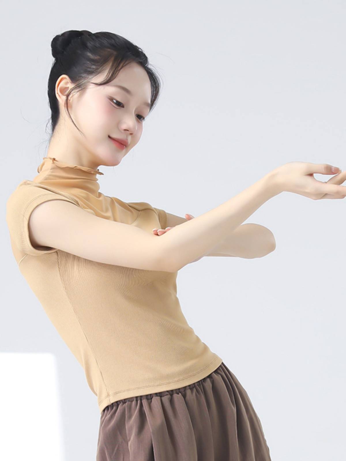 Modern Dance Dance Female 2024 Summer New Gargam Speaking T -shirt Classical Dance Performance Performance Top