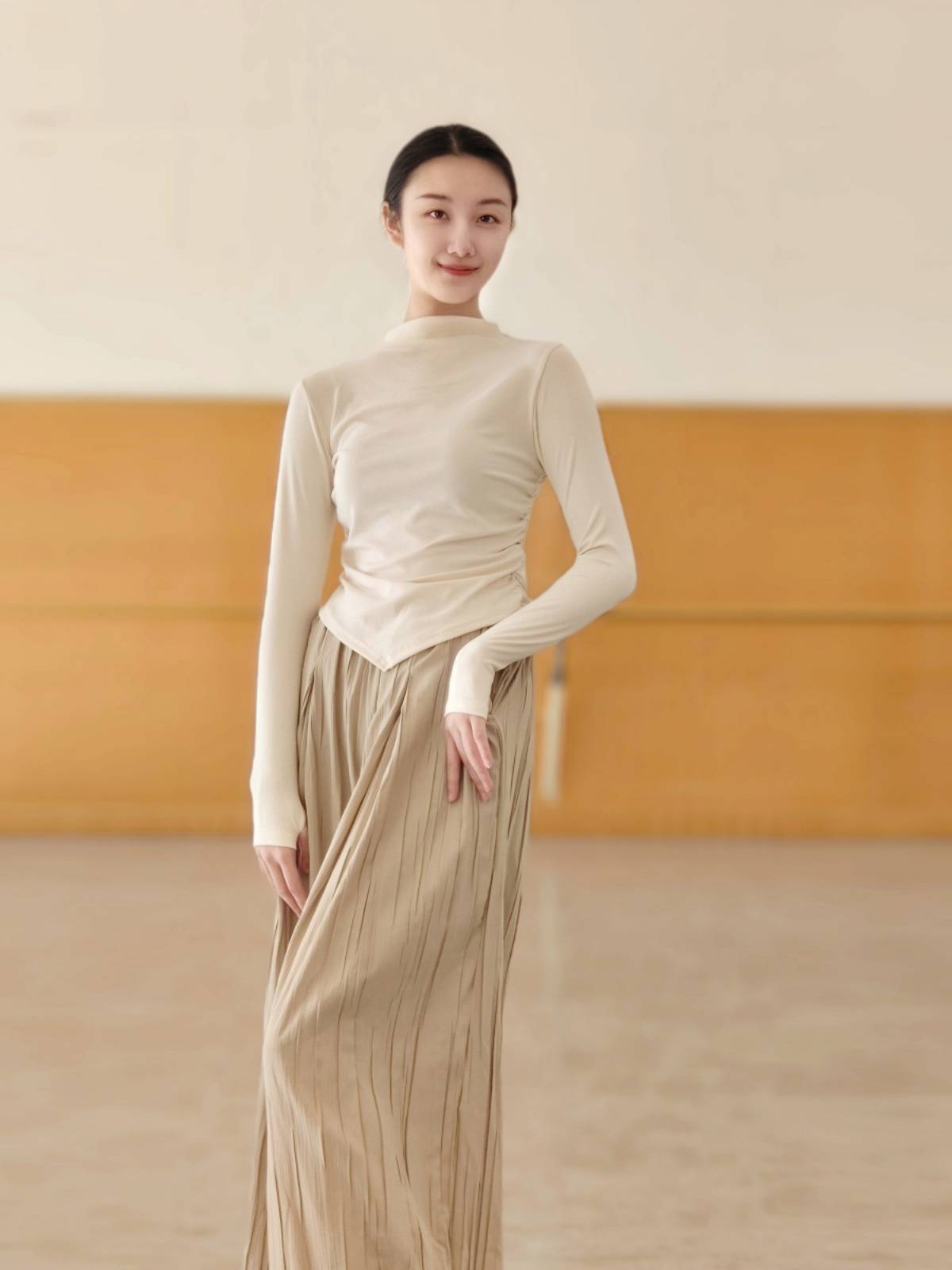 Modern Dance Autumn and Winter Dance Dance Dance Series Top Classical Dance Professional Todels Training Sely Long -sleeved Clothing Female Art Test