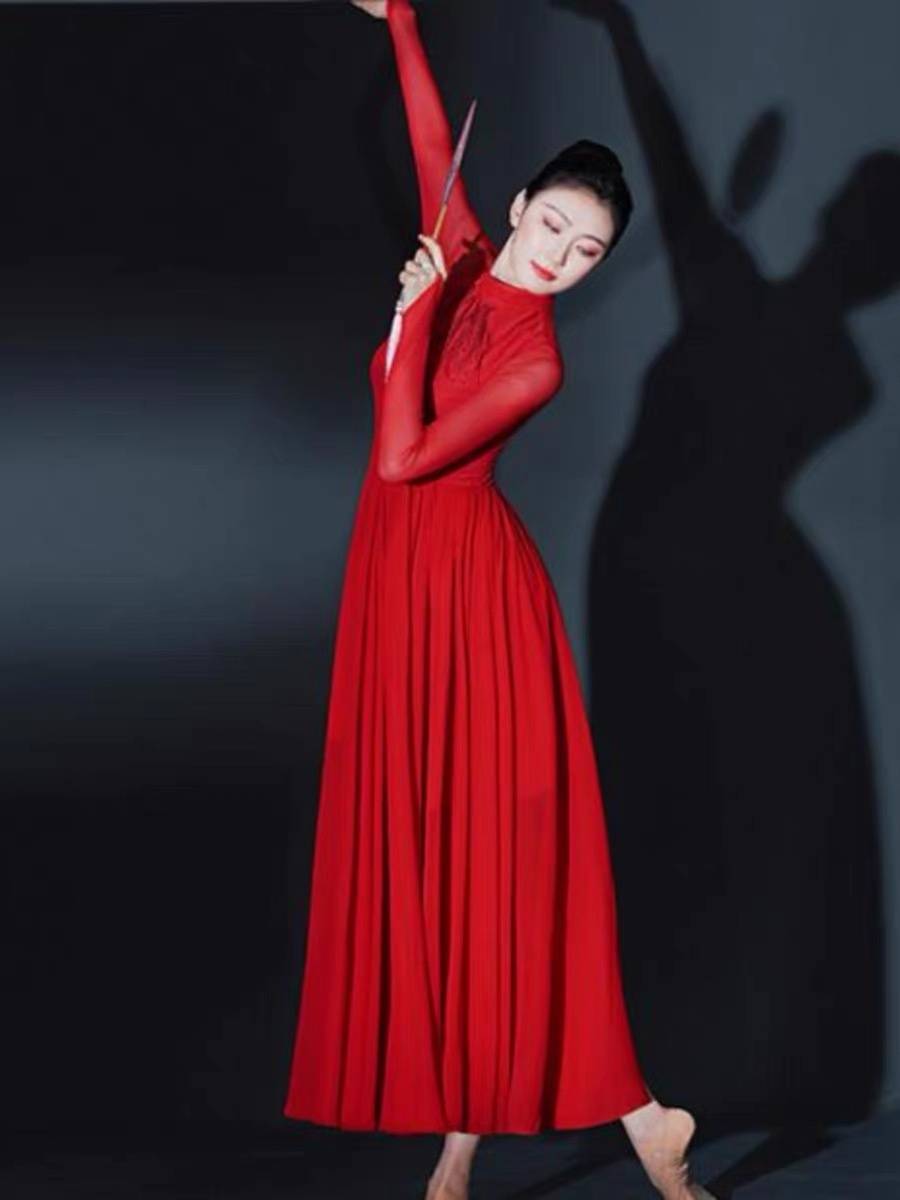 Classical dance service female Da Watoyu dress Wanjiang performed in China in Xinjiang's modern dance flowing lights in China