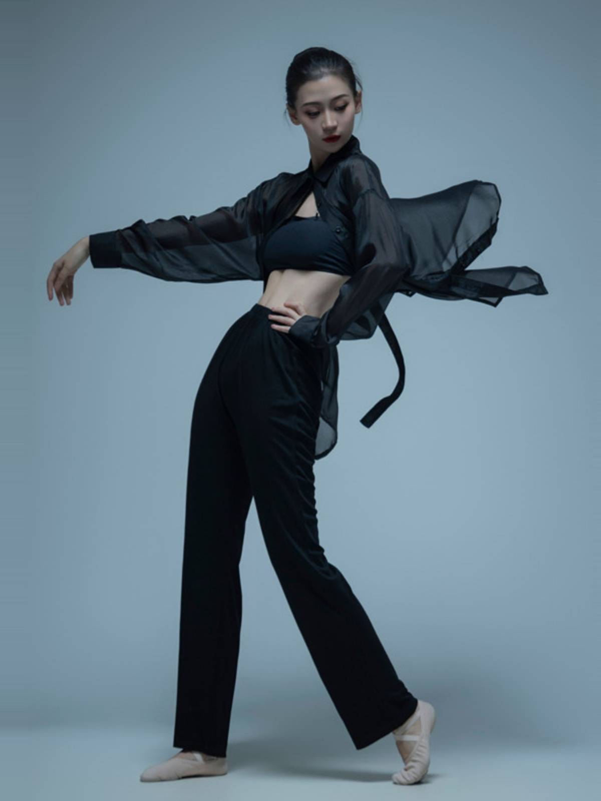 Modern dance exercise uniforms loose shirts elegant and high -level sense of Chinese dance clothes shirt shape top classic body rhyme