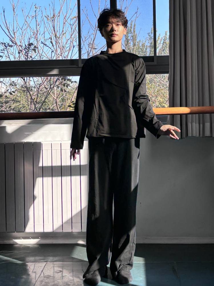 Modern dance exercise suit loose straight pants, men and women, black dance pants, wide -leg pants classical dance -shaped body pants summer