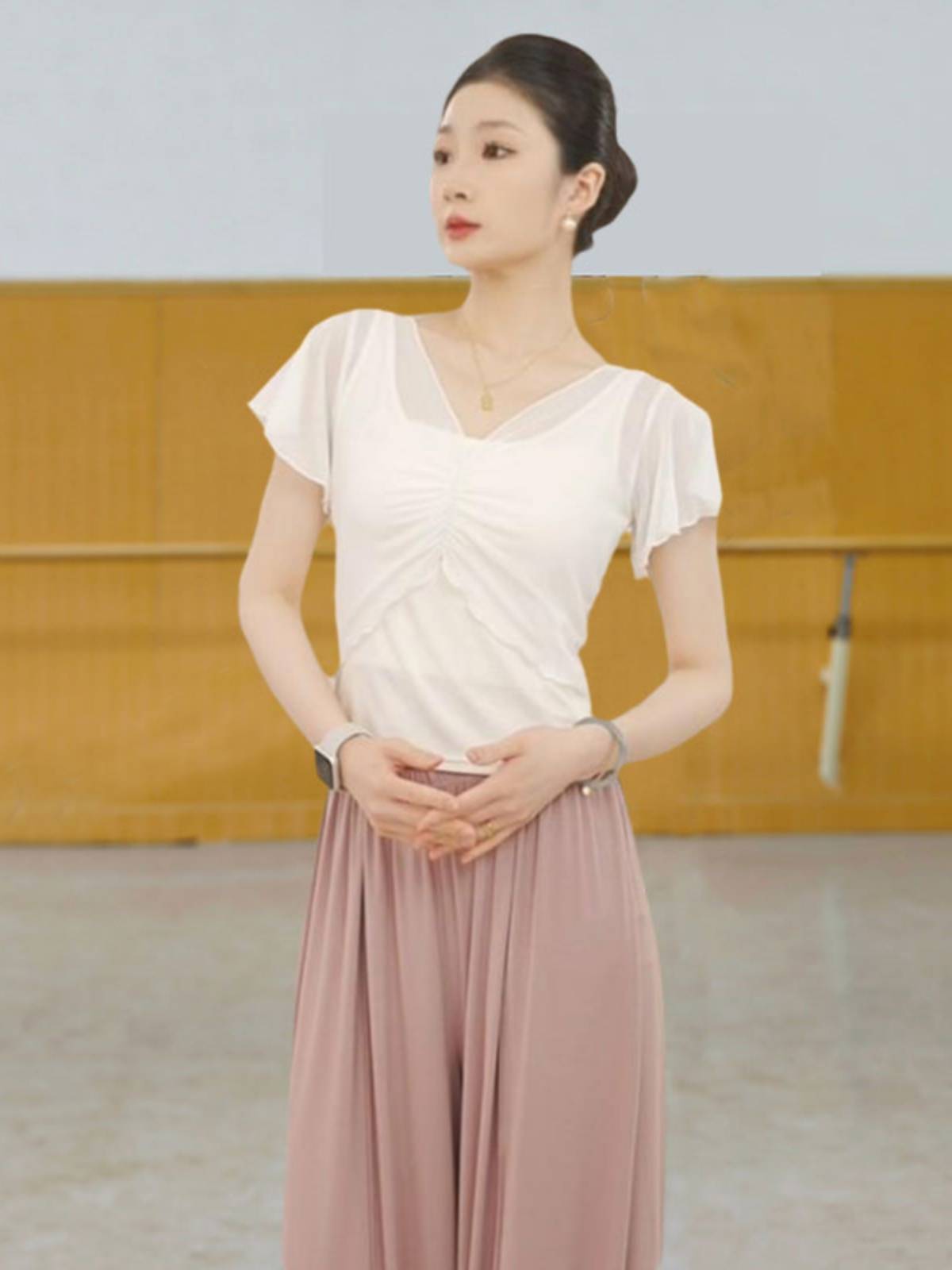 Dance service top female body rhyme, elegant modern dance -shaped body experience service adult Chinese classical dance training performance service
