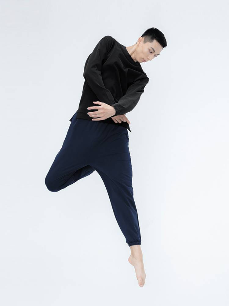 Modern dance service men's Chinese top training adult teachers for bottoming new professional training loose long sleeves black
