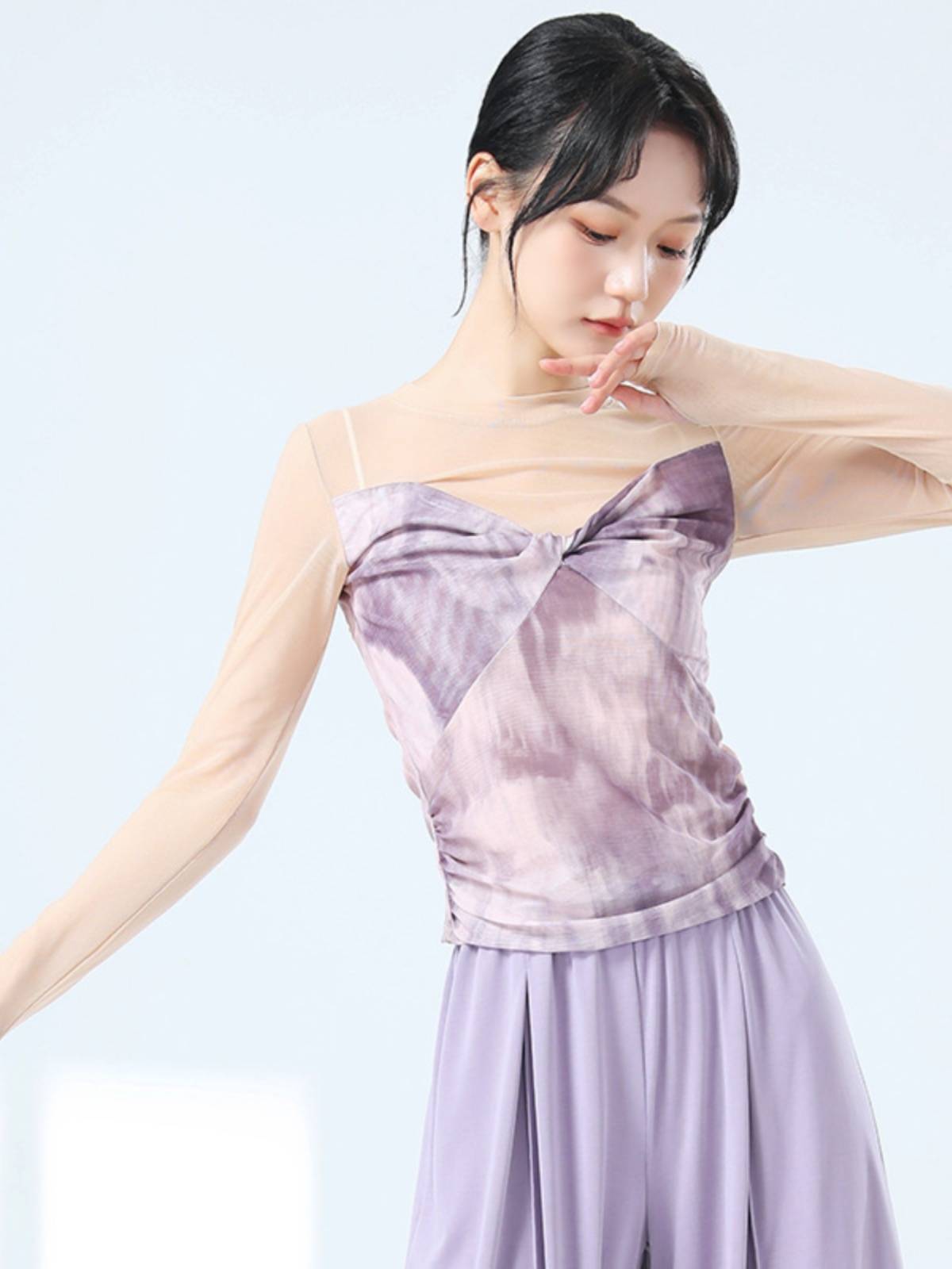 Modern dance exercise, female new adult dance clothing long sleeve sleeves finger self -slim classical dance performance net yarn top