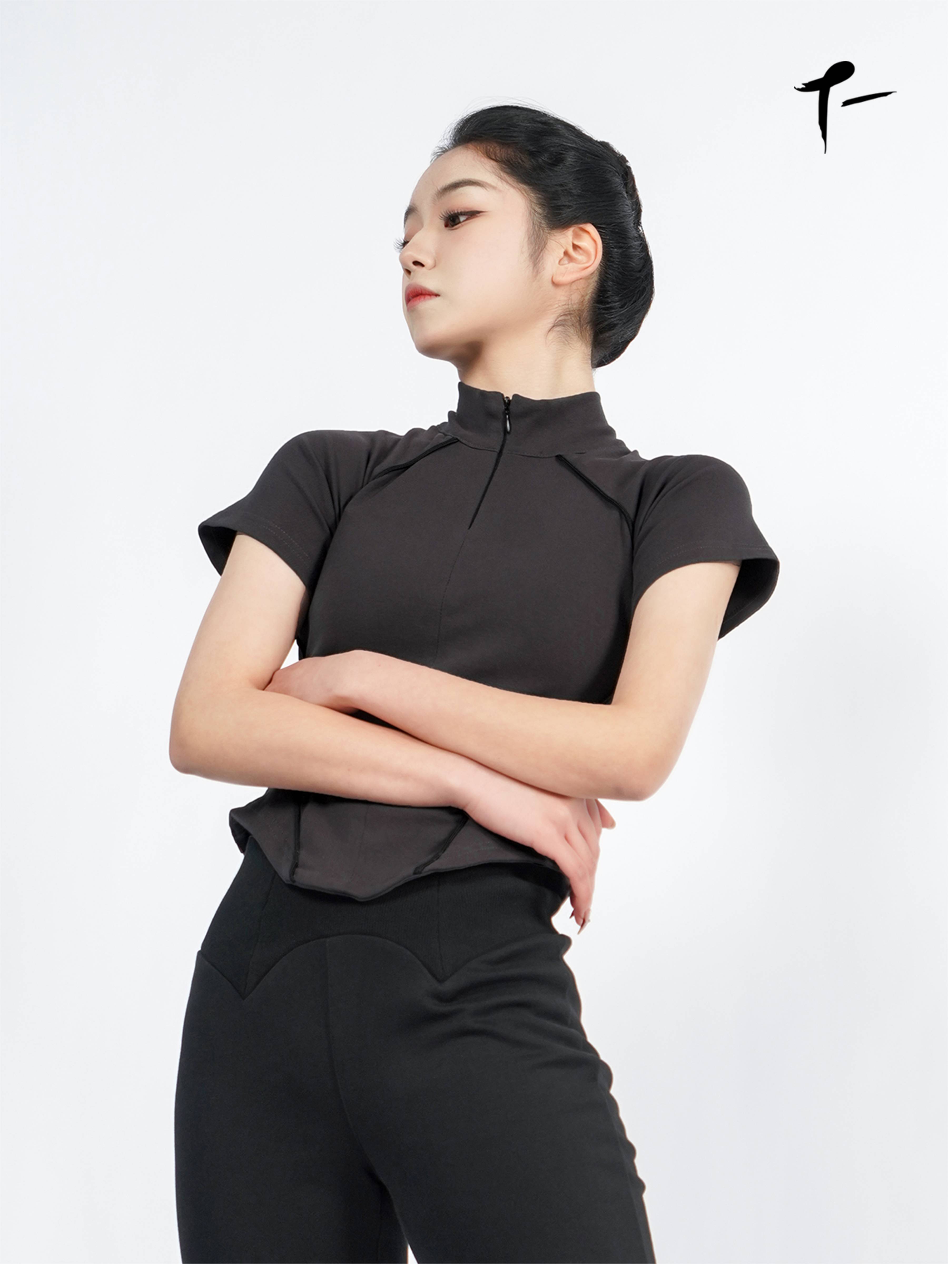 Put a TF0108 Modern Dance Practice Service Women's Tight Short -sleeved Top Black Performance Training Yoga Art Test
