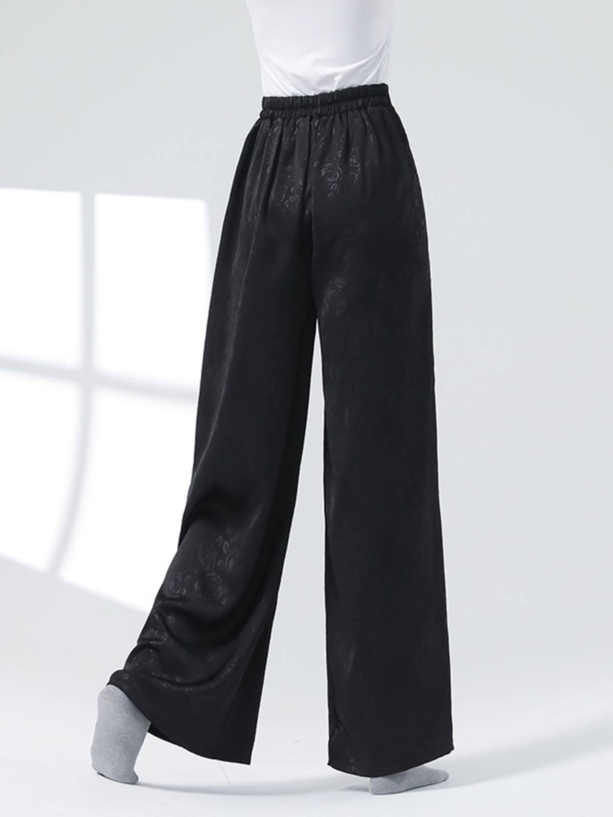Modern dance practice pants female four seasons satin dance pants classical dance practice pants wide -leg pants Chinese dance pants