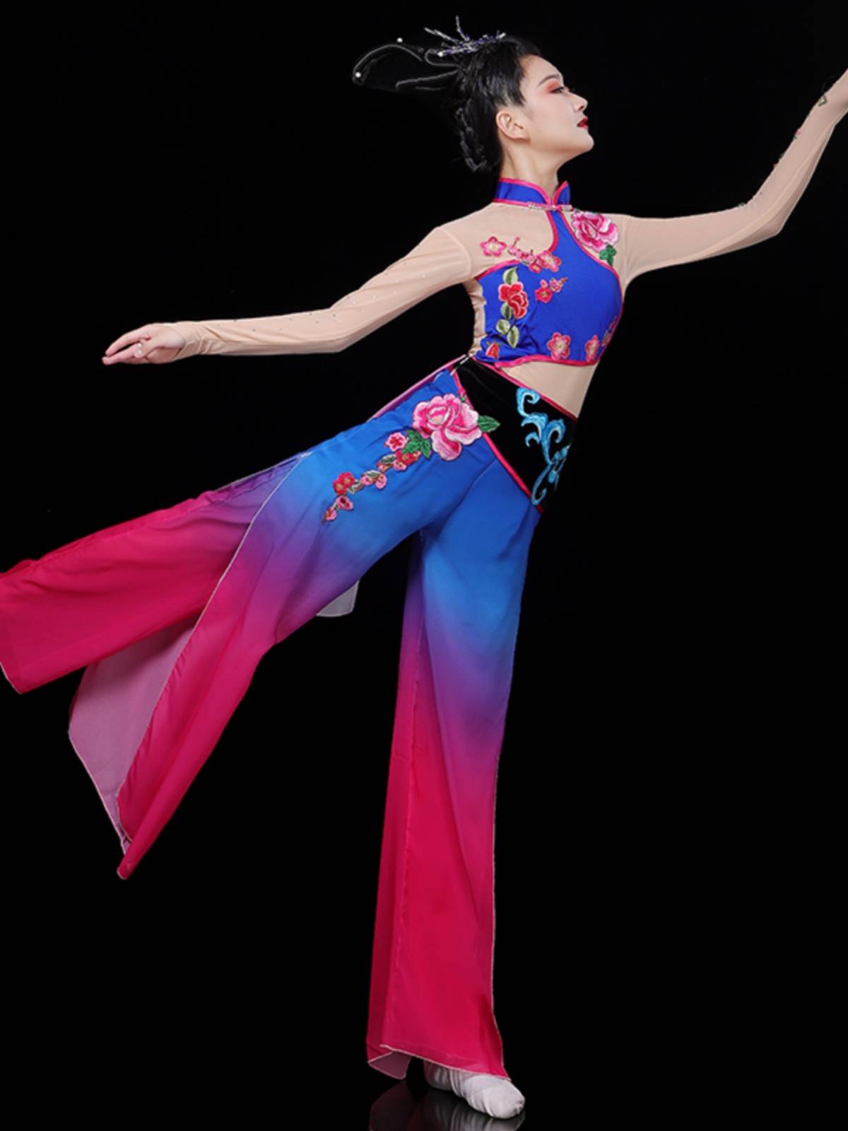 New classical dance slim performance service female fan dance umbrella dance flowing modern national Yangge service square dance set