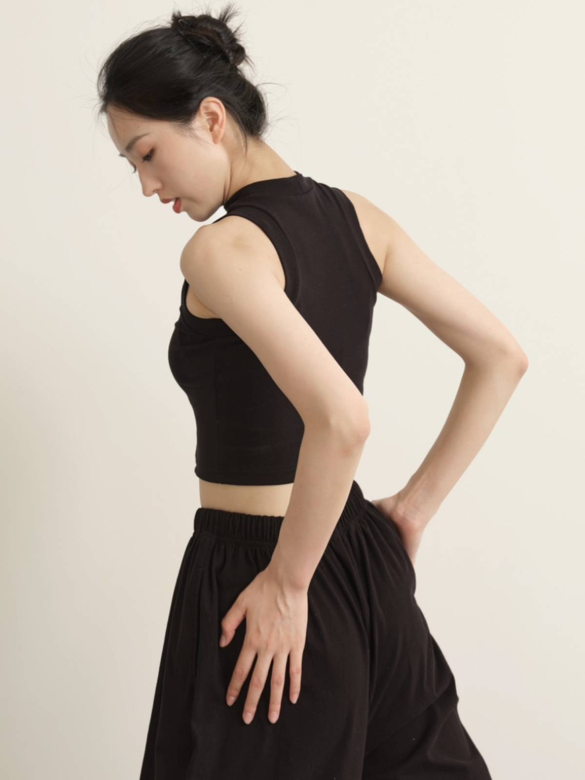 Dance service sleeveless vest Modern dance repair body temperament practice service spring and summer fitness yoga top sports dance service