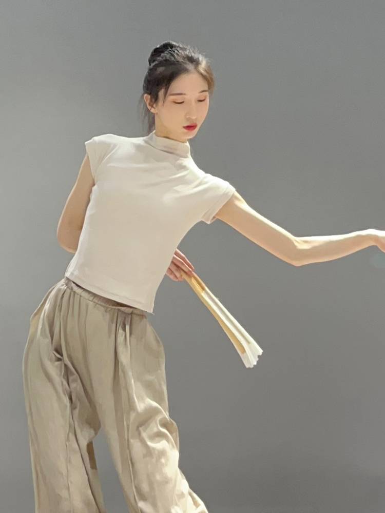 Modern dance exercise uniform high -necked short -sleeved slim dance clothes Classical dance training suit Chinese dance top