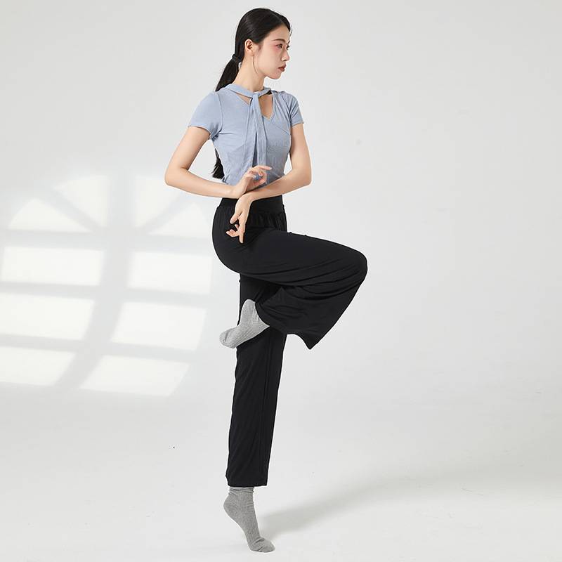 Base training dance clothing base T skin -friendly and thin modern dance new versatile classical dance short -sleeved top dance