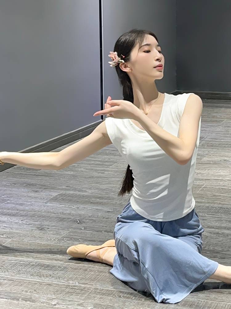 Classical dance new top, summer V -neck, waist, thin dance T -shirt, modern dance short -sleeved exercise dancing clothing
