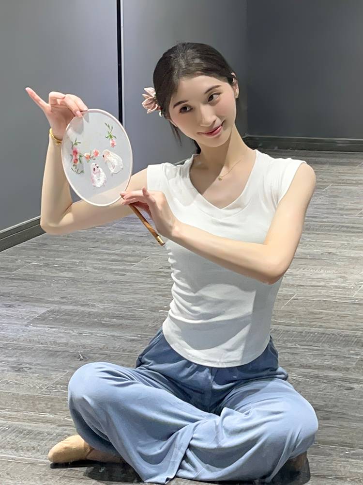 Classical dance new top, summer V -neck, waist, thin dance T -shirt, modern dance short -sleeved exercise dancing clothing