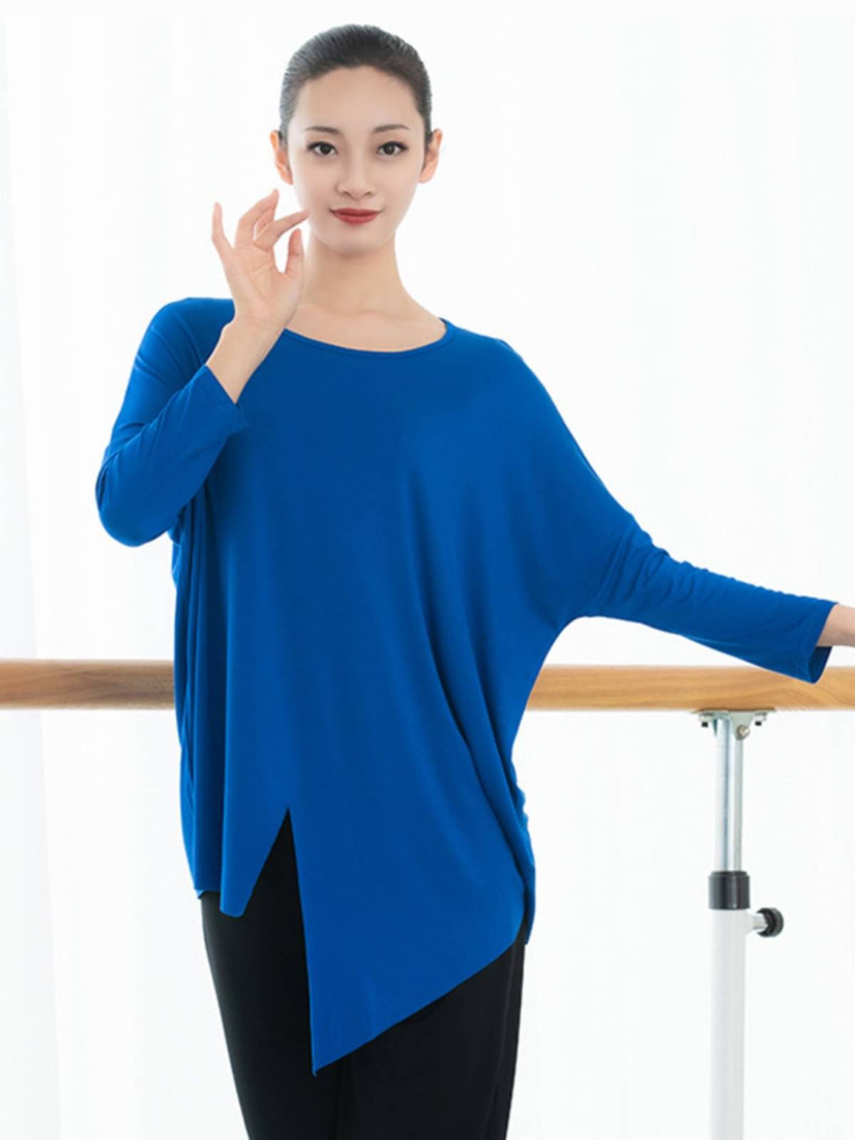 Modern dance exercise girl Modal loose dance jacket dance square sleeves irregular jacket teacher dance service