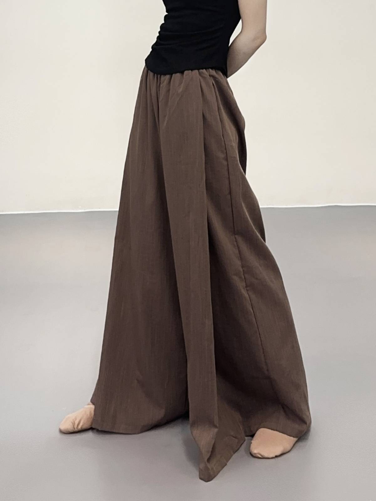 Modern dance clothing classical loose straight -legged wide -leg daily practice pants, threatening, girl wearing Chinese dance pants