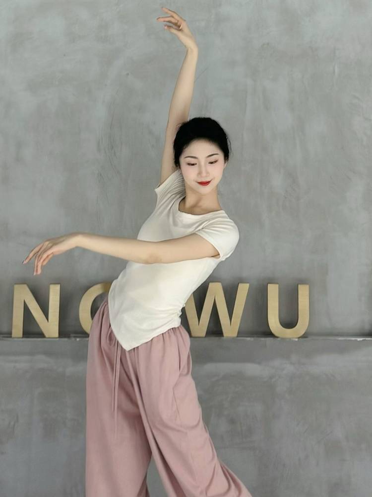 Dance training service summer modern dance training service female short -sleeved classical dance -shaped dress Chinese dance top training service