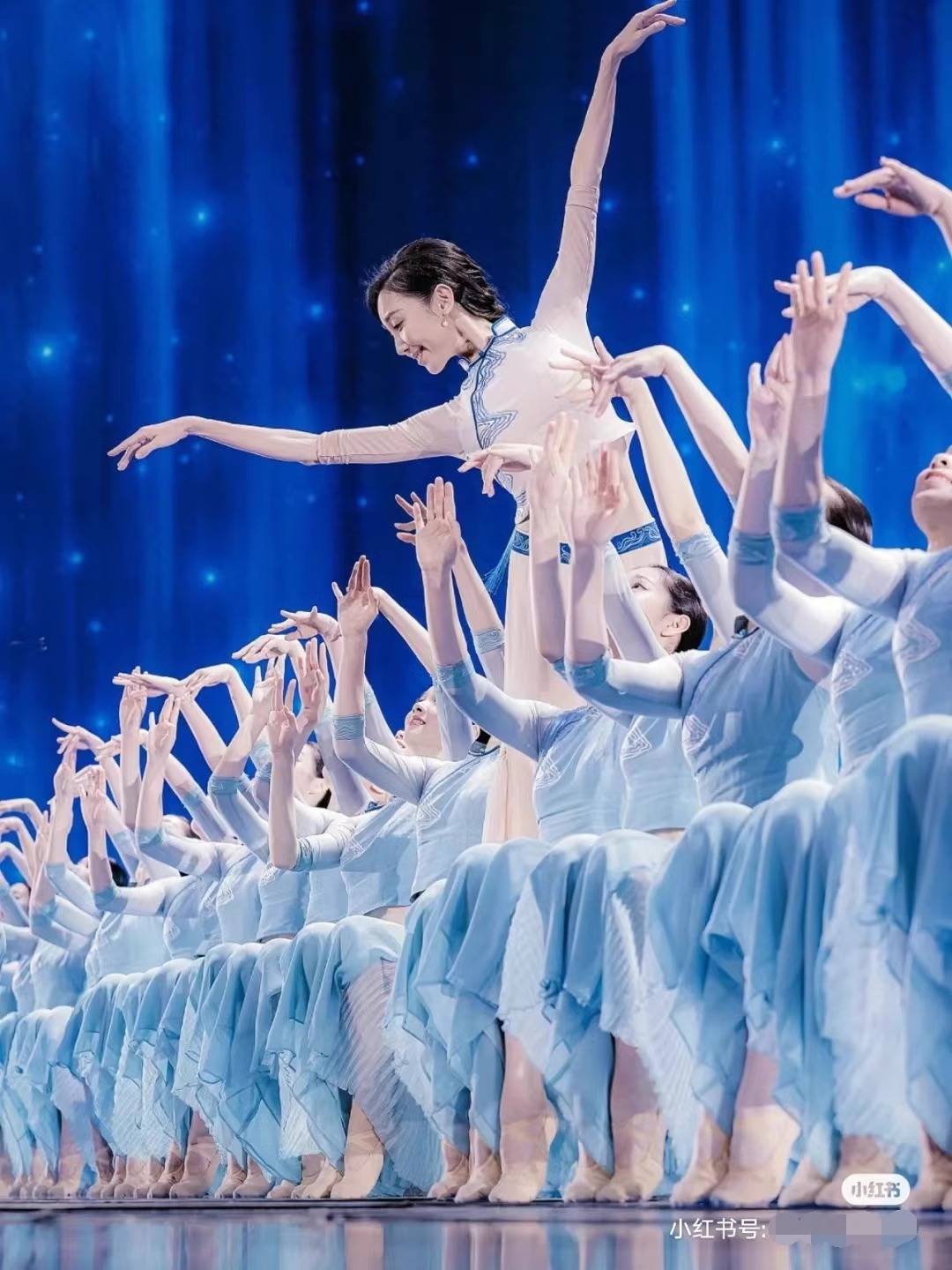 The new Spring Festival Gala dance clothing shows water Qingyouyou women's stomach step bridge children's classical dance