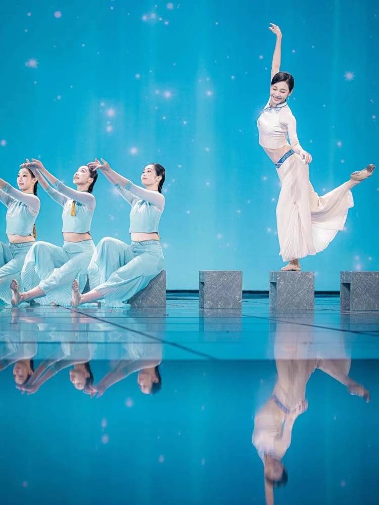 The new Spring Festival Gala dance clothing shows water Qingyouyou women's stomach step bridge children's classical dance