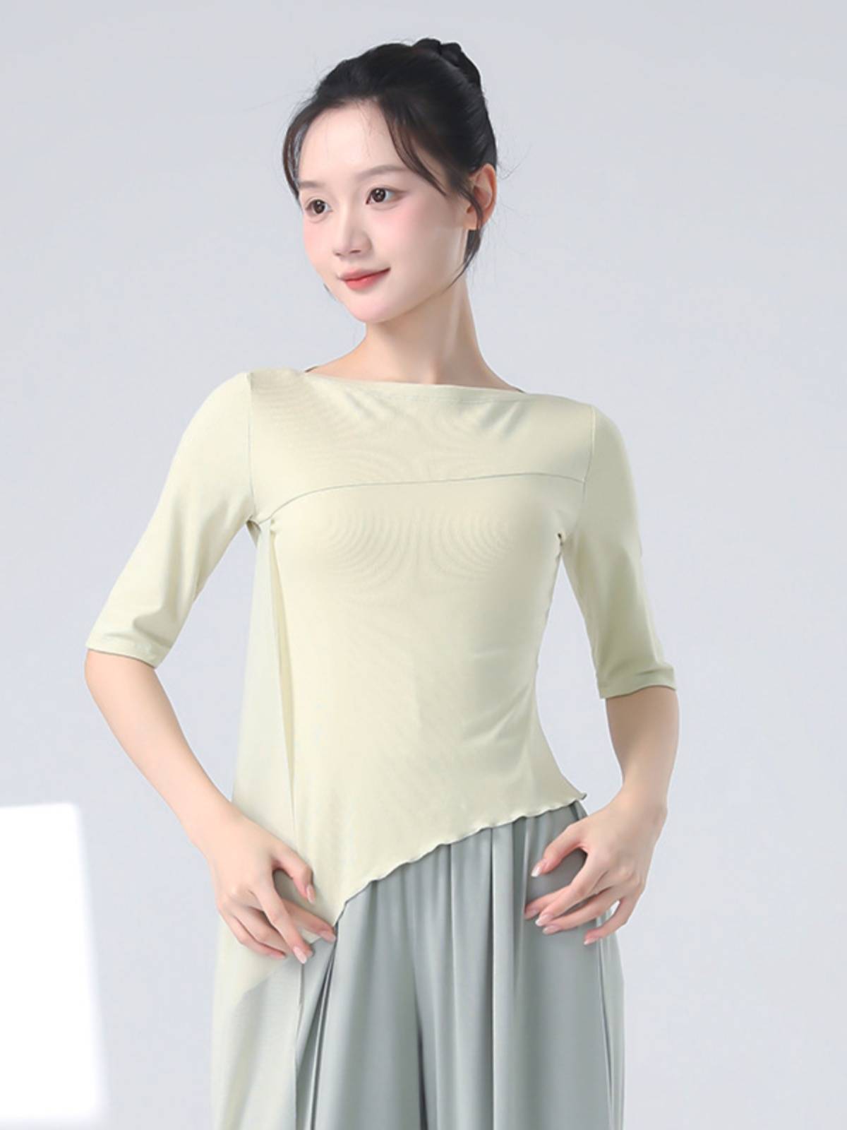 Modern dance clothing practice service female summer new body rhyme dance clothing short sleeves fingers fingers elegant slim top clothes