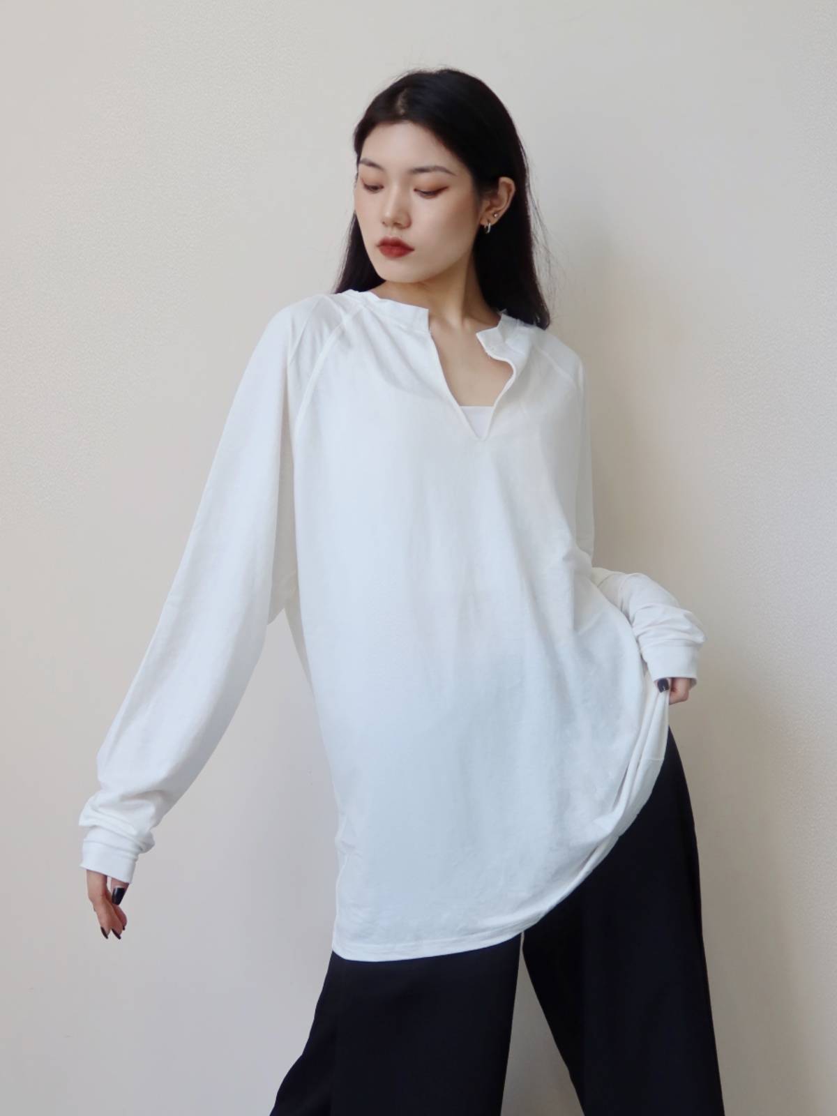 Modern dance dance bangs daily wear loose deep V men and women, the same personality long -sleeved long -sleeved top top