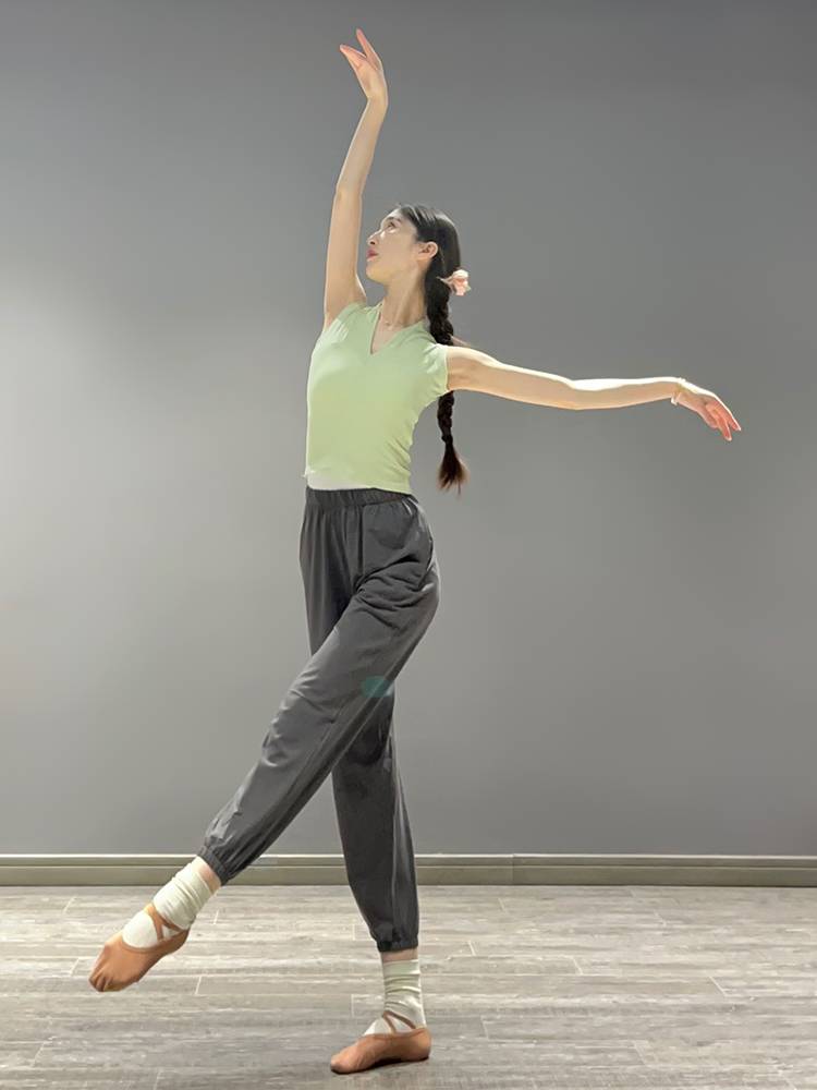 Modern dance summer sleeveless vest body training service female V -neck Chinese dance slim exercise dance top