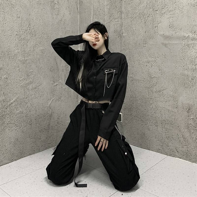 THE HOT, SILVER-SLEEVED, LONG-SLEEVED, SHIRT-CLOTHING, DS, HIP-HOP, MODERN-DAY DANCE COSTUME