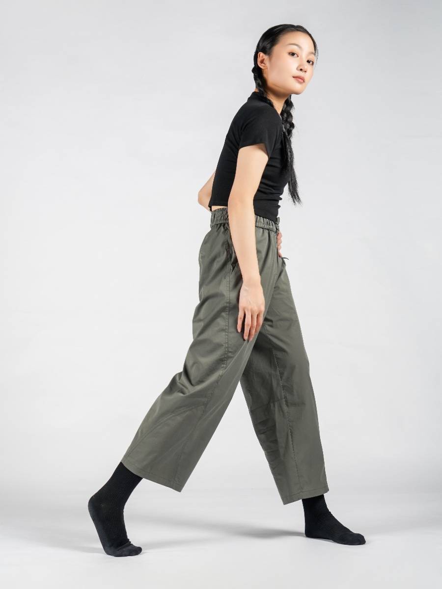 Put a Th352 Modern Dance Pants Pants Fire -Dry Dance Straight Tube Term Pants Loose Loose and Slender Lead