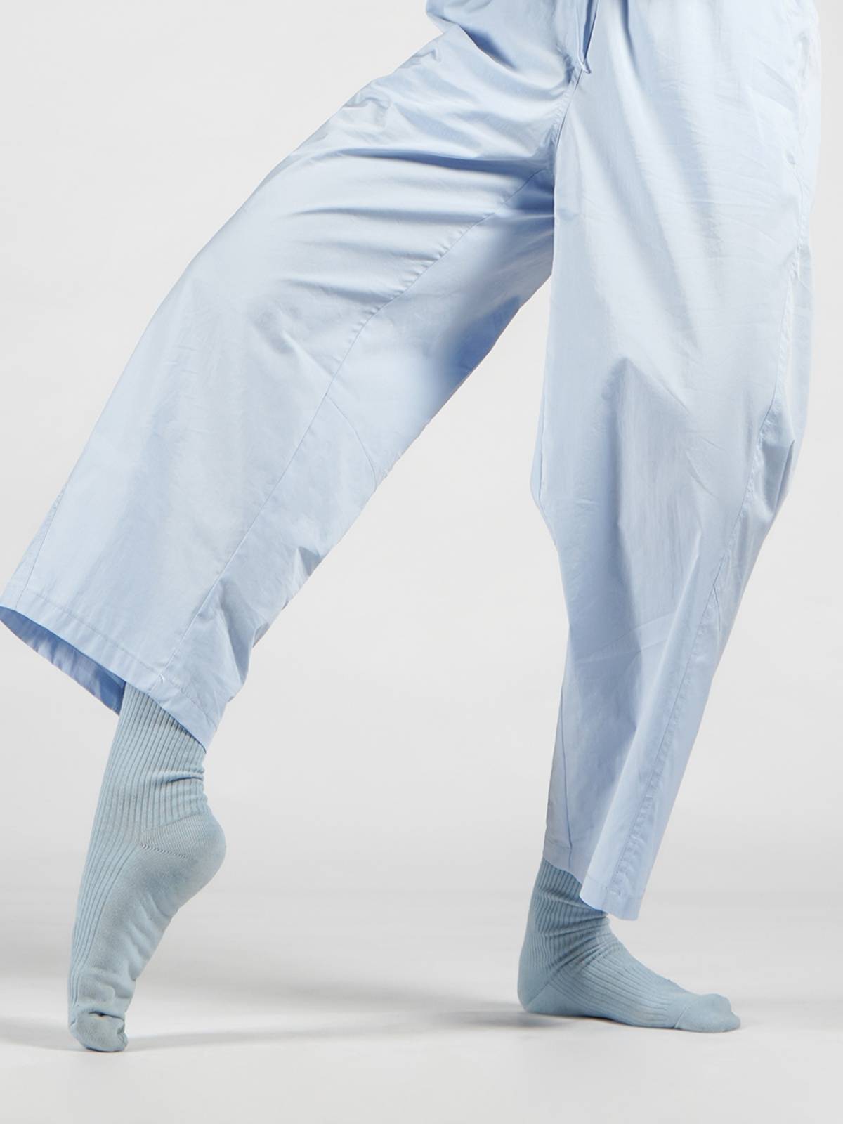 Put a Th352 Modern Dance Pants Pants Fire -Dry Dance Straight Tube Term Pants Loose Loose and Slender Lead