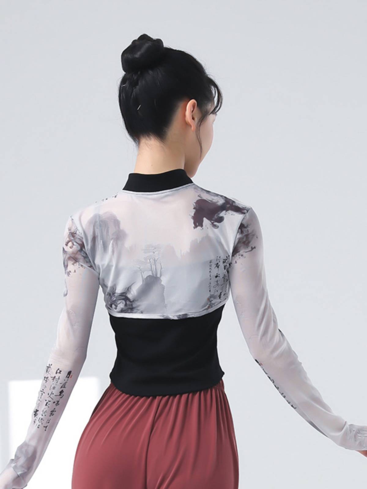 Modern dance exercise girl summer new net gauze design set refers to top dance daily body training clothing