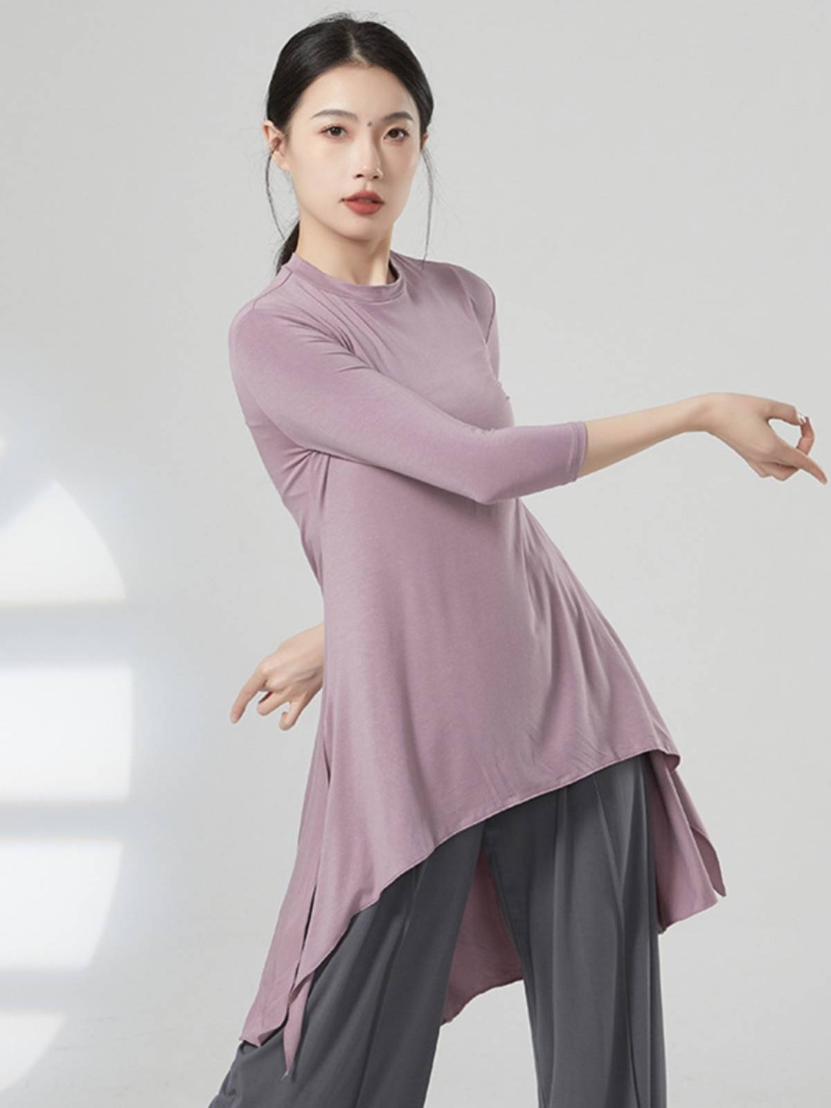 Modern dance service female five -point sleeve tops irregularly split the hem dance service training service teacher for class dedicated