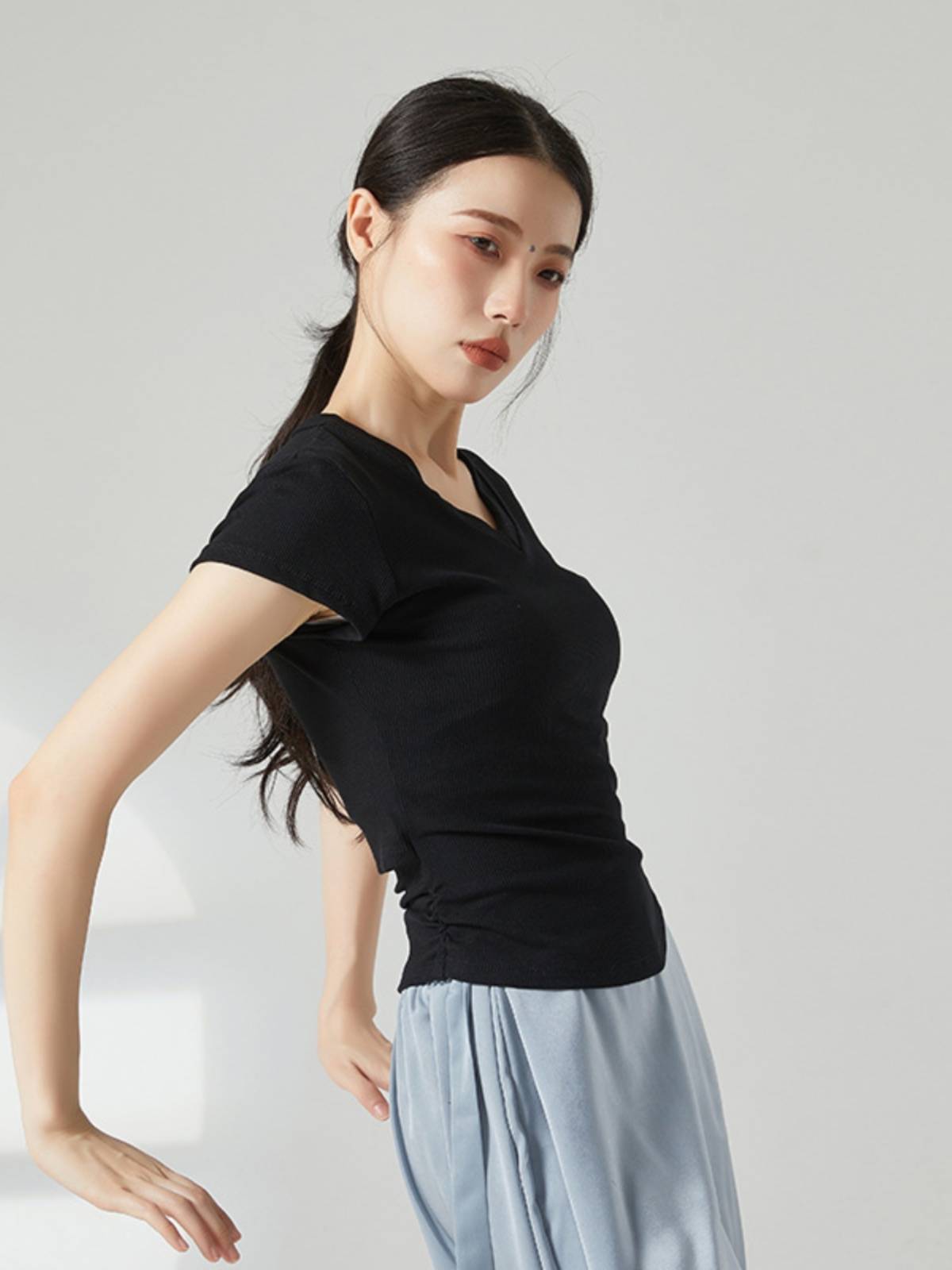 Dance service modern classical Chinese dance adult practice service spring and summer short -sleeved teacher dancing female teacher class