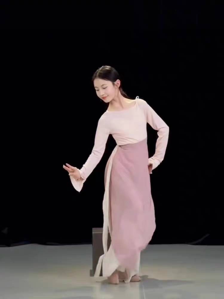 The new Xiaodou Miao Same Step Bridge Water Qingyou Dance Series Classical Dance Modern Dance wide -leg pants practice service