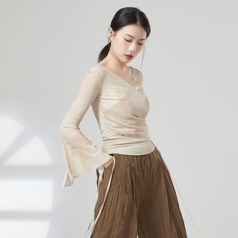 Spring Classical Dance Women's Rhymes Rhymes High Sleeve Character Chinese Modern Dance -shaped Body V Training Dance Practice