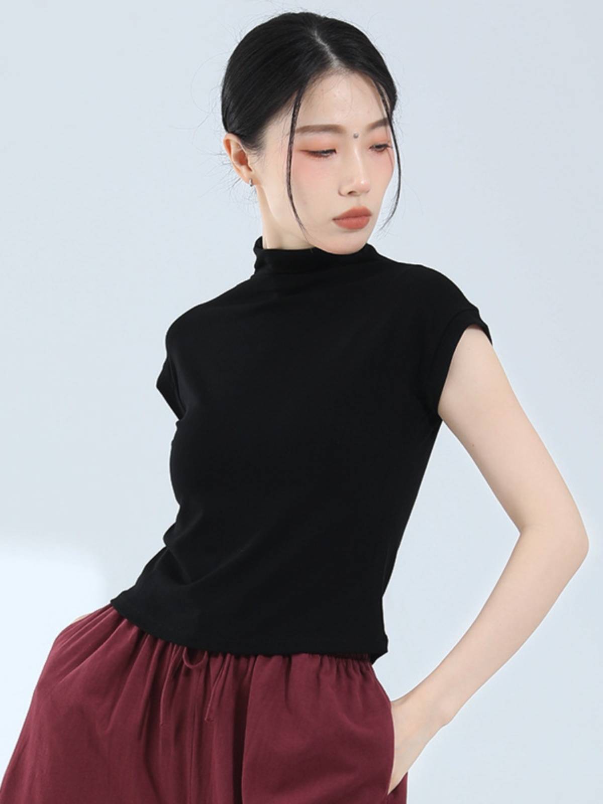 Modern dance exercise uniform high -necked dance shirt Short -sleeved vest, temperament Teacher daily dancing base training uniform