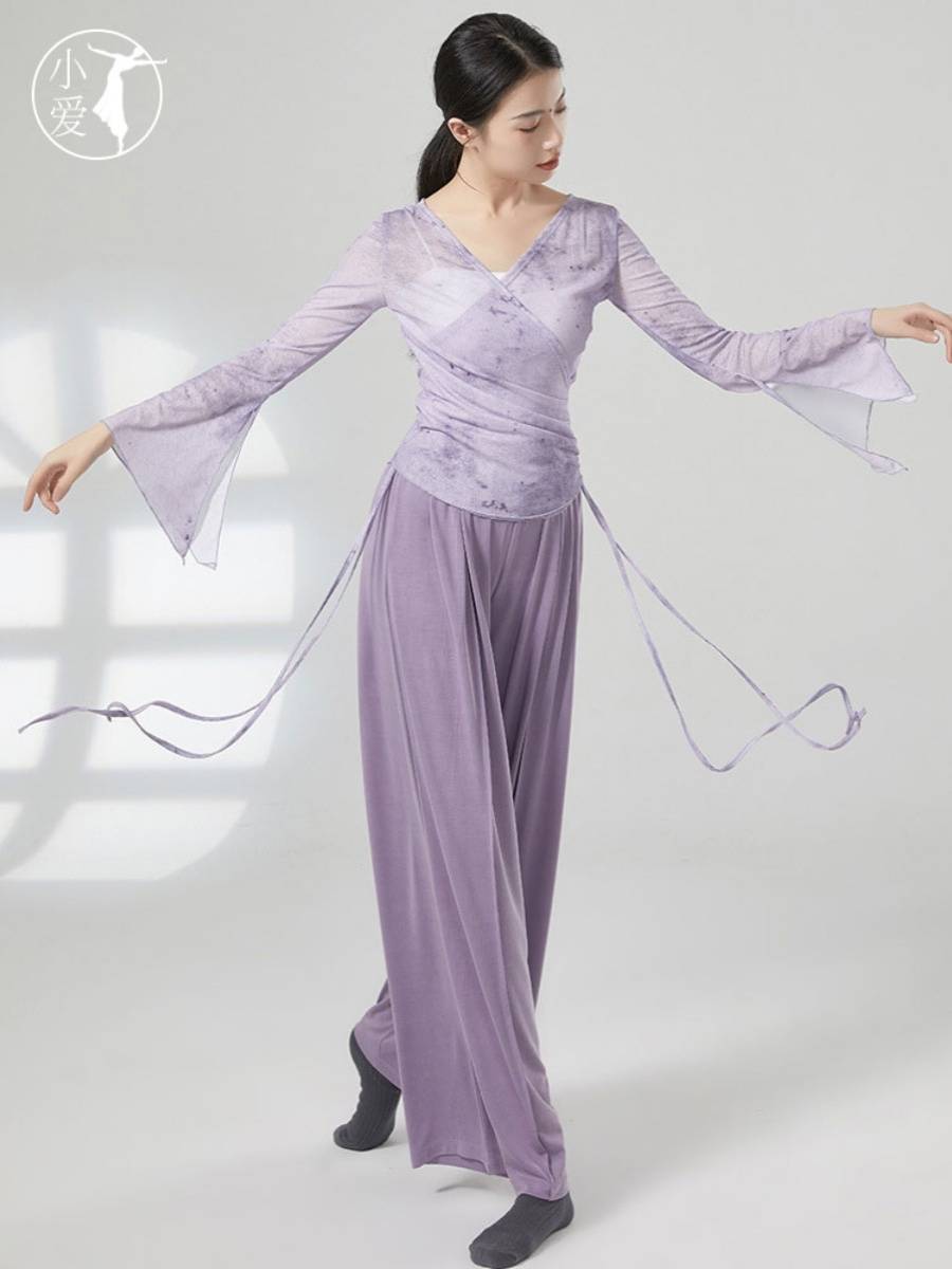 Modern dance long -sleeved top -shaped sports service Chinese classical dance exercises, female belts, printed dance clothes spring and summer new