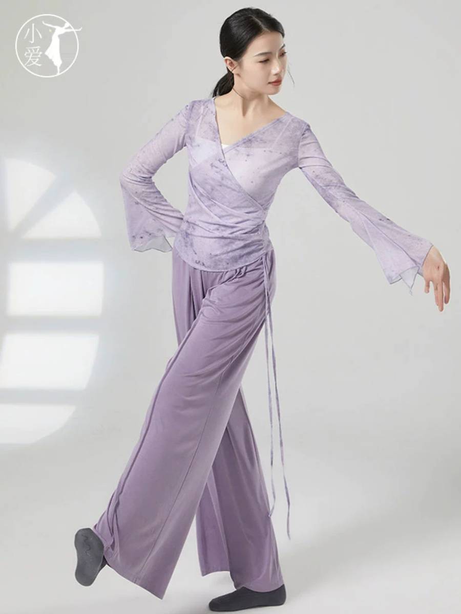Modern dance long -sleeved top -shaped sports service Chinese classical dance exercises, female belts, printed dance clothes spring and summer new