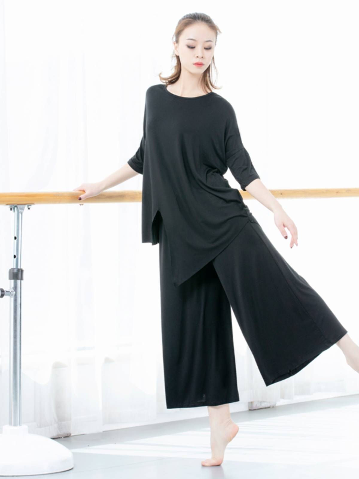 Modern dance service boys loose Model practice suit jazz Latin ballet art test rehearsal performance service