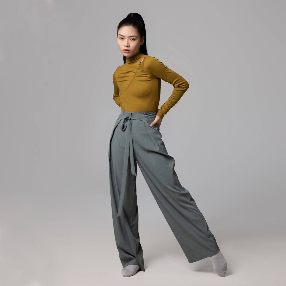 D305 Modern Dance Server wearing a teacher in class clothes practice clothes dancing dancing clothes practice pants summer new dance dress