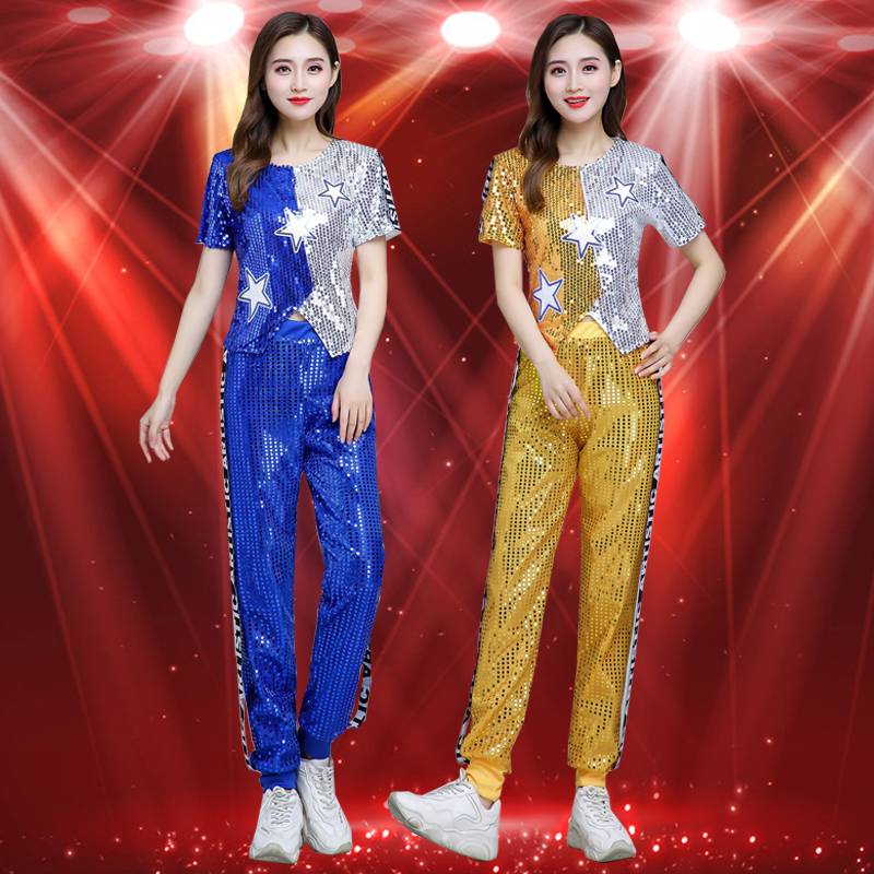 New Jazz Dance Performing Female Sevented Modern Dance Hip Hop DS La La Team Street Dance Student Performance Server Set