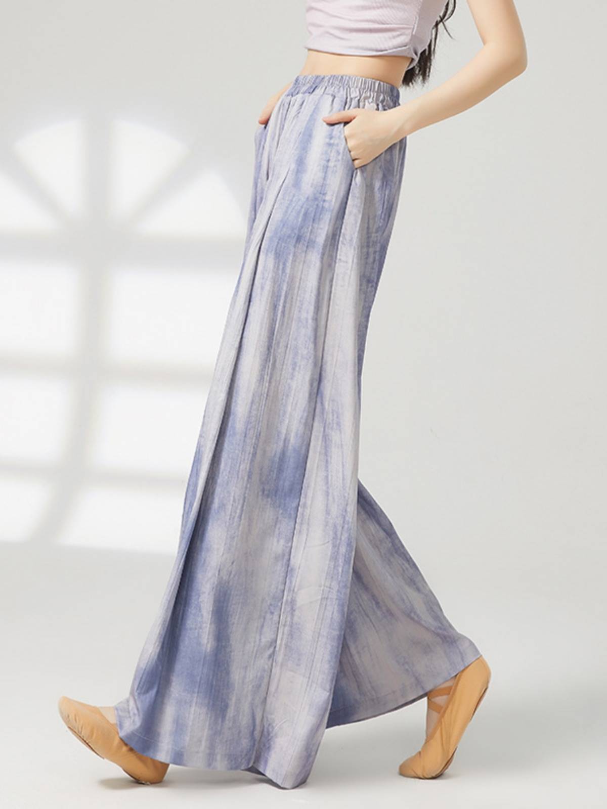 Classical dance Chinese dance elegant and vertical folds wide -leg pants female modern dance pants body exercise exercises modern dance pants