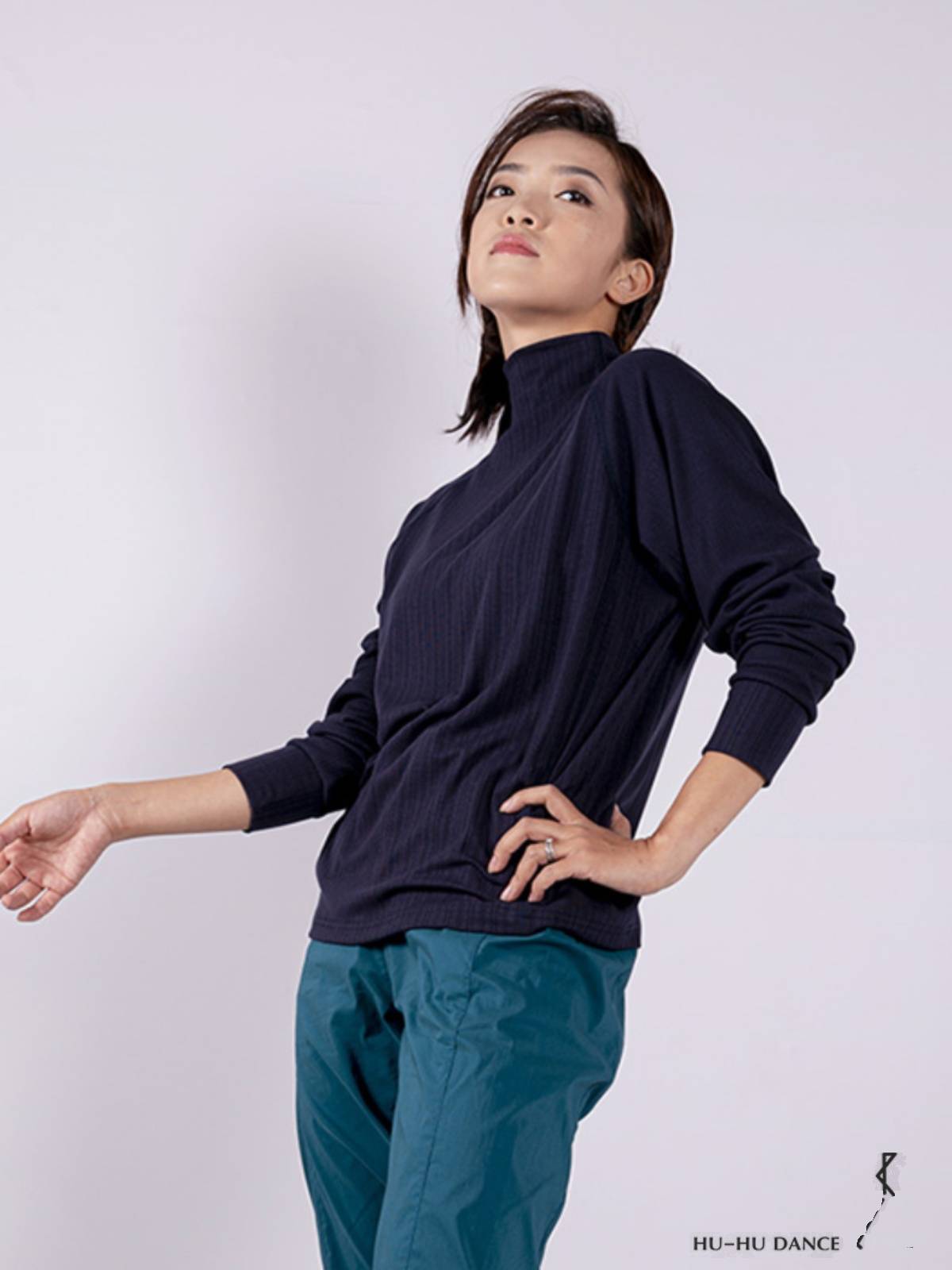 F-62 Dance Services Thickens Autumn and Winter Modern Ballet Dance Exercise Gonggong Gao Naga Warm Teacher Classical Dance Service Men and Women
