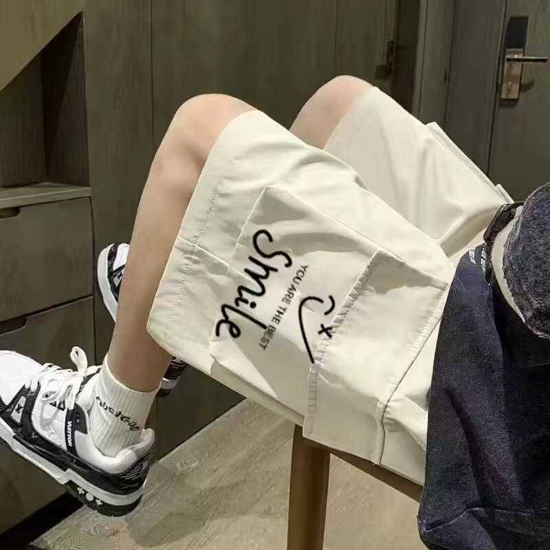 Workers and shorts Men's summer trend INS Hong Kong style Korean version of loose horse pants leisure wearing five -point pants versatile straight tube