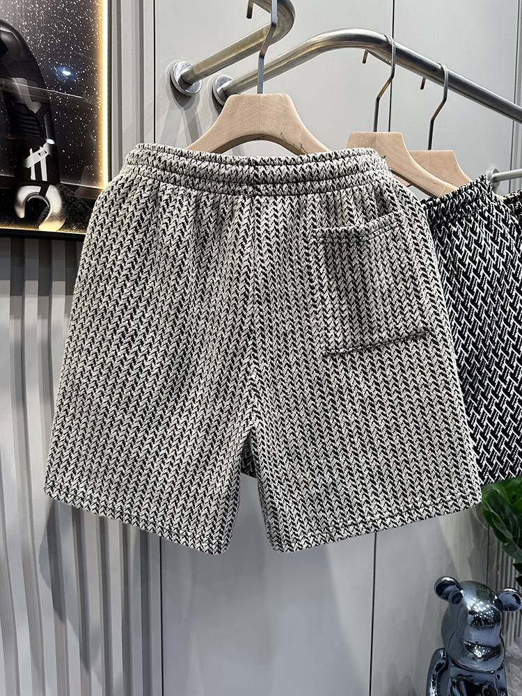 Light luxurious knuckle shorts