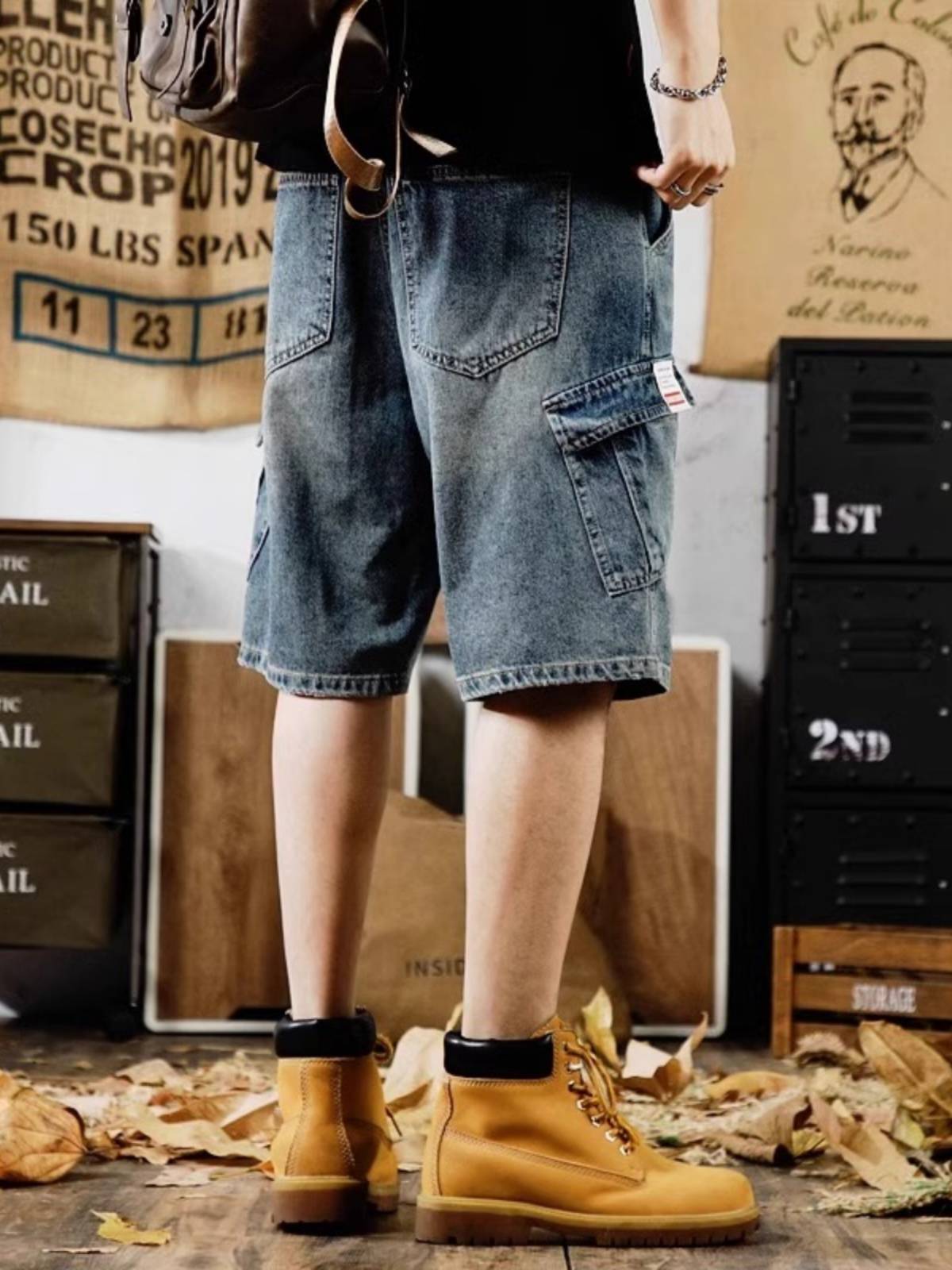 Large -size American leisure five -point denim shorts men's summer ins Big pocket horse pants washed straight tube loose 5 -point pants