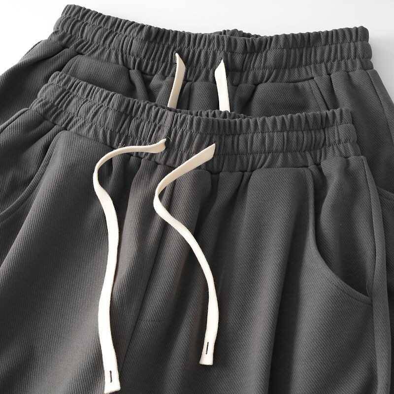 Clear warehouse leak ~ Men's loose sports beach pants young handsome leisure 5 -point pants anti -hot -resistant horse pants
