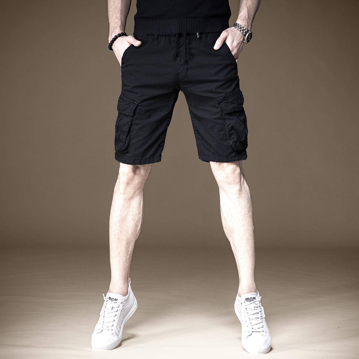 The new European and American outdoor workers shorts, men's summer thin pants, Korean casual horse pants multi -pocket pants
