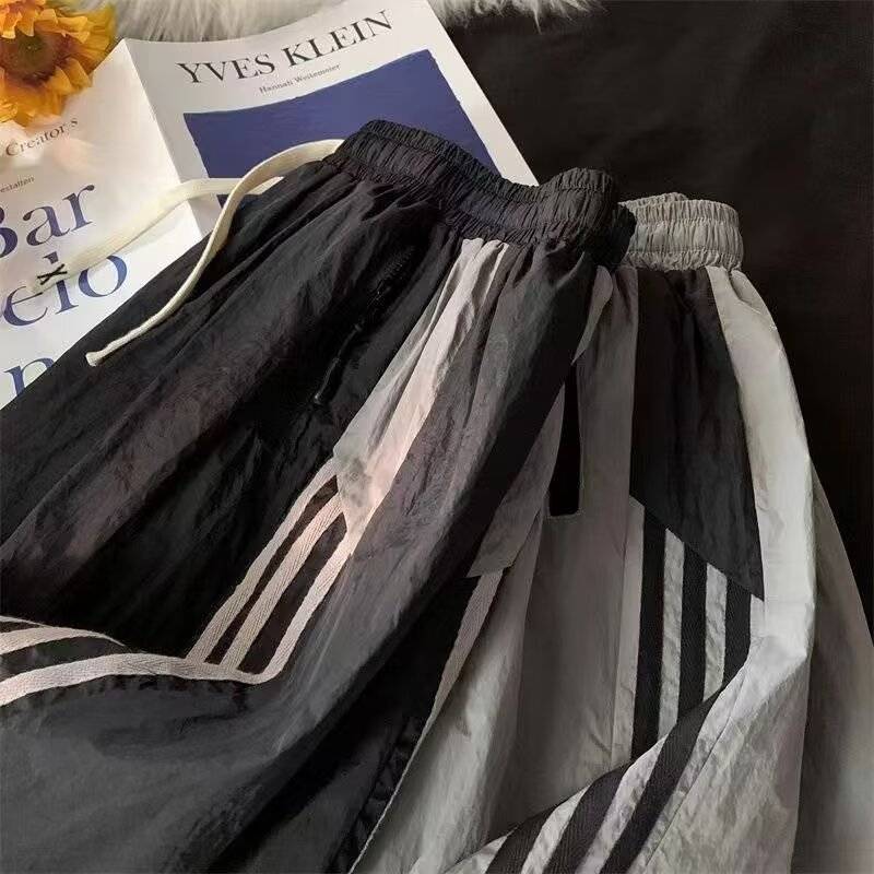 Ice -silk pants men's short trousers, dried trousers, zipper, three bar striped stripes, pants pants, pants, tight waist and handsome