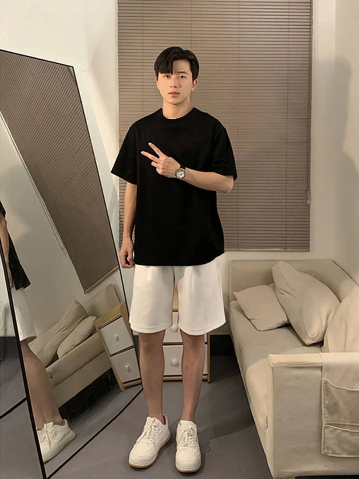 White (pants)