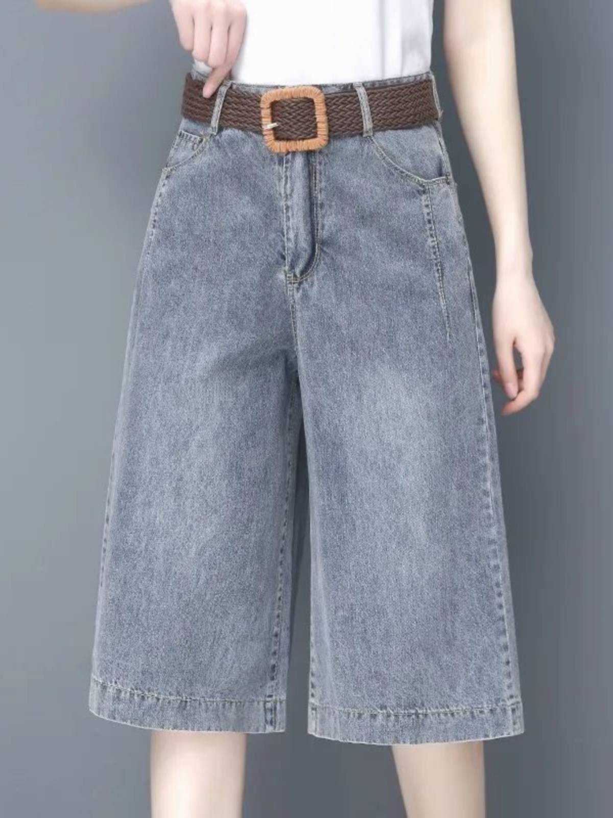 Seven -point denim wide -leg pants 2024 Summer ladies middle pants and horse pants summer high waist loose and vertical sense five -point pants tide